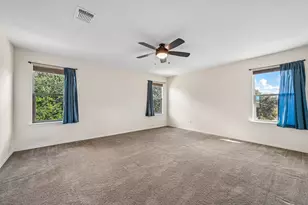 4002 King's Canyon Dr, Taylor, TX 76574 - Photo 27