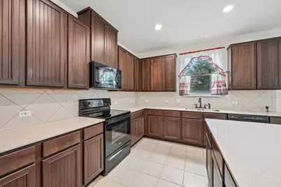 4002 Kings Canyon Drive, Taylor, TX 76574 - Photo 13
