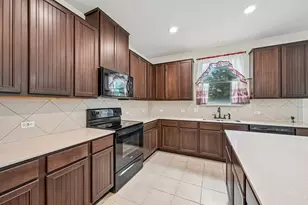 4002 King's Canyon Dr, Taylor, TX 76574 - Photo 11
