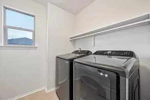 4002 King's Canyon Dr, Taylor, TX 76574 - Photo 21