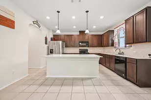 4002 King's Canyon Dr, Taylor, TX 76574 - Photo 15