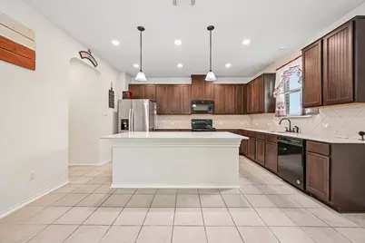 4002 Kings Canyon Drive, Taylor, TX 76574 - Photo 17
