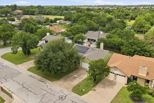 1100 York Castle Dr, Pflugerville, TX 78660 - Photo 31