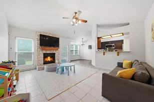 1100 York Castle Dr, Pflugerville, TX 78660 - Photo 5