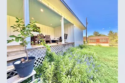 739 Pleasant Grove Road, Elgin, TX 78621 - Photo 23