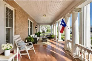 117 E 6th St, Taylor, TX 76574 - Photo 11