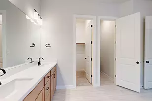 201 Bishop Wood Rd, Dripping Springs, TX 78620 - Photo 15