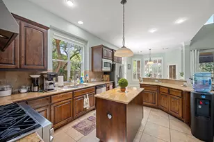 12300 Buvana Dr, Austin, TX 78739 - Photo 9