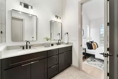 1736 Bunche Road #B2, Austin, TX 78721 - Photo 19