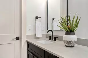 1736 Bunche Rd, Austin, TX 78721 - Photo 27