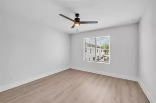 9317 Curious Squirrel St, Austin, TX 78744 - Photo 17