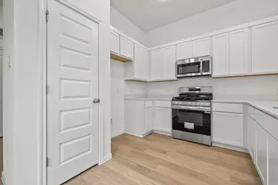214 Hornet Street, Elgin, TX 78621 - Photo 5