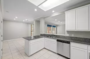 4010 Long Champ Dr, Austin, TX 78746 - Photo 7
