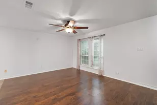 1015 E Yager Ln, Austin, TX 78753 - Photo 9