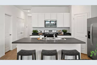 300 Puerto Plata Avenue, Bastrop, TX 78602 - Photo 7