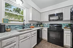 2105 Kirksey Dr, Austin, TX 78741 - Photo 5