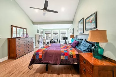 10502 W Lakeview Drive, Jonestown, TX 78645 - Photo 25