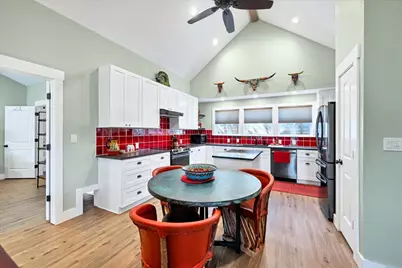 10502 W Lakeview Drive, Jonestown, TX 78645 - Photo 21