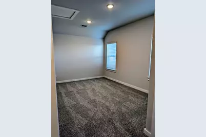 140 Hartson Drive W, Taylor, TX 76574 - Photo 13