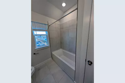 140 Hartson Drive W, Taylor, TX 76574 - Photo 15