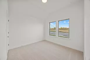 108 Divisadero Dr, Hutto, TX 78634 - Photo 21