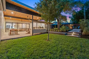 5823 Trailridge Dr, Austin, TX 78731 - Photo 5