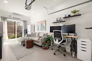 1402 Singleton Ave, Austin, TX 78702 - Photo 13