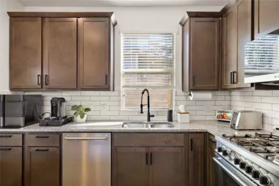 1402 Singleton Avenue #B, Austin, TX 78702 - Photo 5