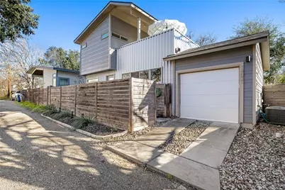 1402 Singleton Avenue #B, Austin, TX 78702 - Photo 25