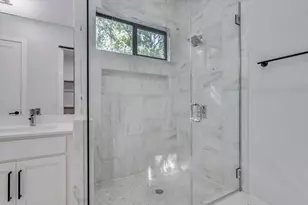 302 Irma Dr, Austin, TX 78752 - Photo 19