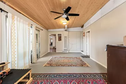 1392 E Market Street, Lockhart, TX 78644 - Photo 13