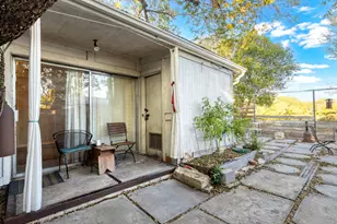 1392 E Market St, Lockhart, TX 78644 - Photo 17