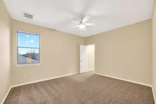 1090 Sussex, Round Rock, TX 78665 - Photo 27
