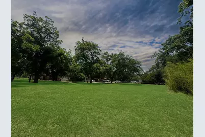 922 Booneville Avenue, New Braunfels, TX 78130 - Photo 1