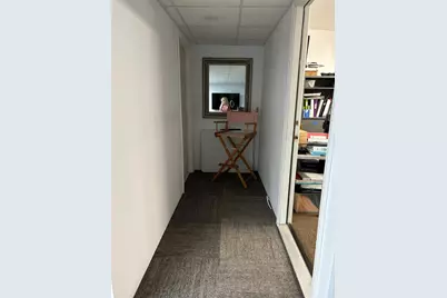 109 E 11th Street, Taylor, TX 76574 - Photo 9