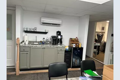 109 E 11th Street, Taylor, TX 76574 - Photo 7