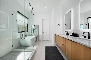 1004 Audrey Ct, Austin, TX 78704 - Photo 13