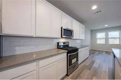 204 Cold Spring Loop, Bastrop, TX 78602 - Photo 21