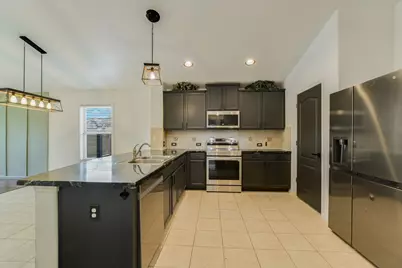 18821 Mangan Way, Pflugerville, TX 78660 - Photo 5