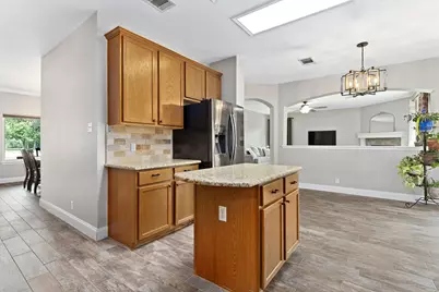 112 McLeod, Cedar Creek, TX 78612 - Photo 15