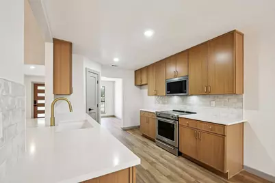 10502 Scotland Well Drive, Austin, TX 78750 - Photo 19