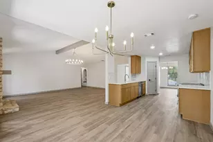 10502 Scotland Well Dr, Austin, TX 78750 - Photo 17