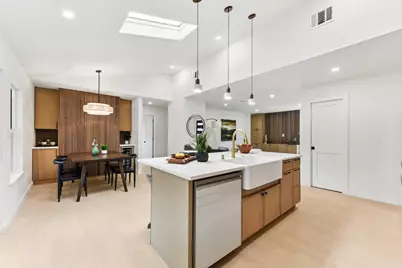 7503 Carriage Drive, Austin, TX 78752 - Photo 9