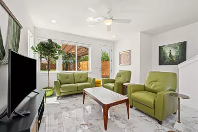 1190 Sarabeth Way, Austin, TX 78721 - Photo 9