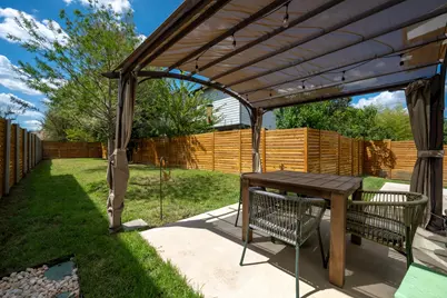 1190 Sarabeth Way, Austin, TX 78721 - Photo 19