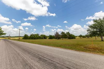 1021 E Old Hallettsville Road, Flatonia, TX 78941 - Photo 15