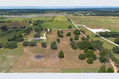 1021 E Old Hallettsville Road, Flatonia, TX 78941 - Photo 25