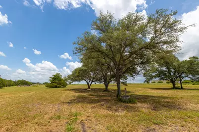 1021 E Old Hallettsville Road, Flatonia, TX 78941 - Photo 13