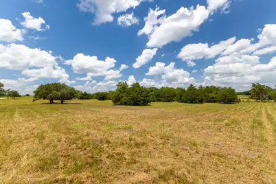 1021 E Old Hallettsville Road, Flatonia, TX 78941 - Photo 9