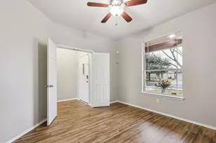 122 Mossy Rock Cove, Hutto, TX 78634 - Photo 5